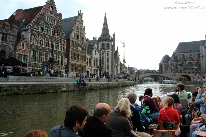 Boat tour thru the canals of Gent