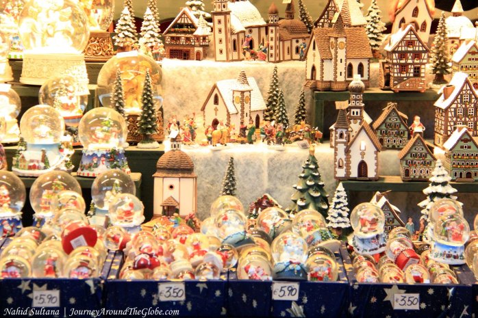 Christmas market in Residenzplatz in the old town of Salzburg